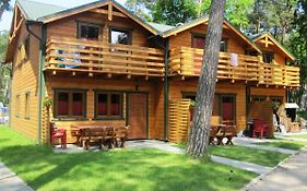 NATURA PARK Ustronie Morskie - domki, apartamenty